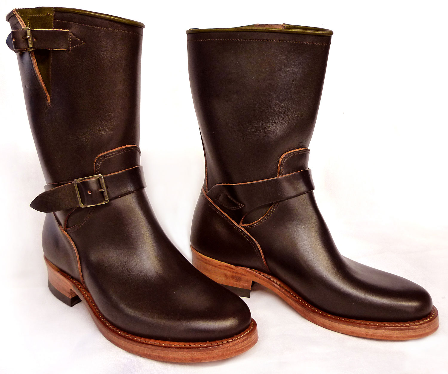 rebel snow boots