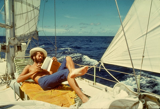 Antoine aboard Om, showing how it's done